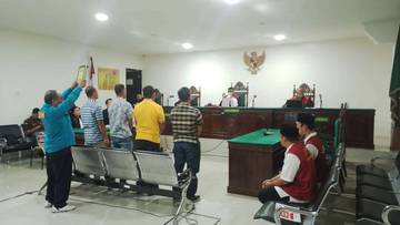 Harga Solar Bengkulu. Solar Subsidi Dijual Harga Industri, SJS Untung Hingga ...