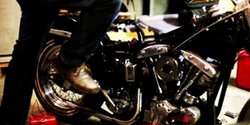 Cara Menghidupkan Klx Dengan Kick Starter. Tips gunakan kick starter secara benar di motor kesayangan