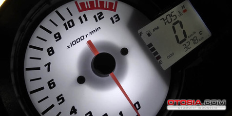 Kelebihan Honda Cb 150 R 2014. Kelebihan Speedometer Honda CB150R StreetFire