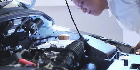 Kumpulan Cairan Pembersih Mesin Motor. 3 Jenis Cairan Pembersih Mesin dan Fungsinya, Kamu Wajib Tahu