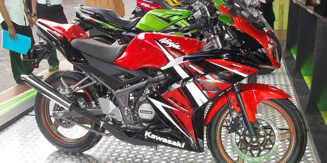 Kelemahan Kawasaki Ninja Rr Mono. Harga Ninja 2-Tak RR Menggila, Lantas Apa Nasib RR Mono