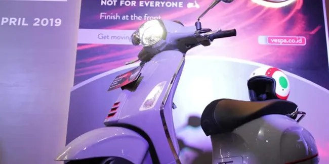 Perbedaan Vespa Sprint Dan Sprint S. Selisih Rp2,5 Juta, Apa Beda Vespa Sprint S dengan Versi Standar