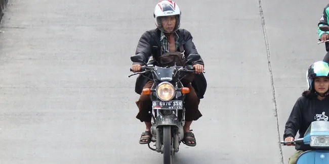 Cara Oper Gigi Motor Yang Benar. Begini Cara Mengoperasikan Kopling dan Gigi Motor yang Benar