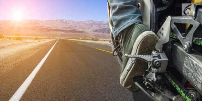Cara Mengendarai Motor Gigi Di Tanjakan. Cara Aman Naik Motor Kopling Saat Macet