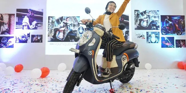 Harga Otr Scoopy 2021 Surabaya. OTR Jatim, Segini Harga All New Honda Scoopy