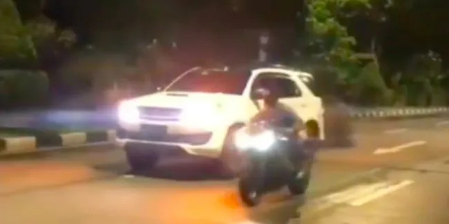 Video Balap Drag Ninja. Viral Balap Drag Kawasaki Ninja ZX25R vs Toyota Fortuner
