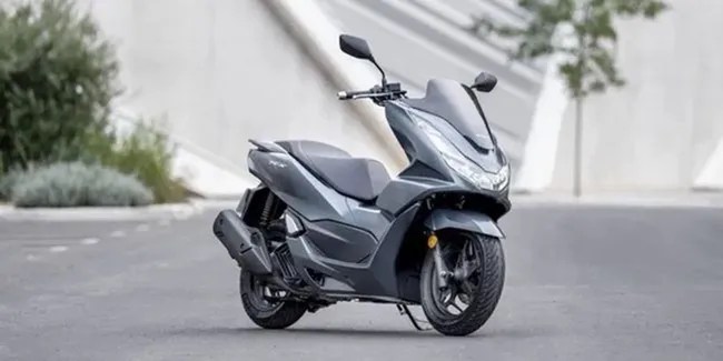 Cara Starter Motor Pcx. Cara Menghidupkan Motor PCX dengan Smart Key System, Begini