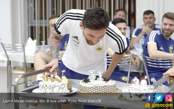 Kue Ultah Argentina. Akhirnya Ada yang Dirayakan Timnas Argentina, Ultah Messi