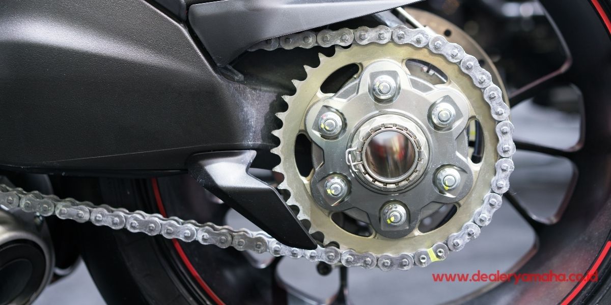Sambungan Rantai Vixion. Rantai 428 vs 428H: Mana yang Lebih Baik untuk Motor Anda?