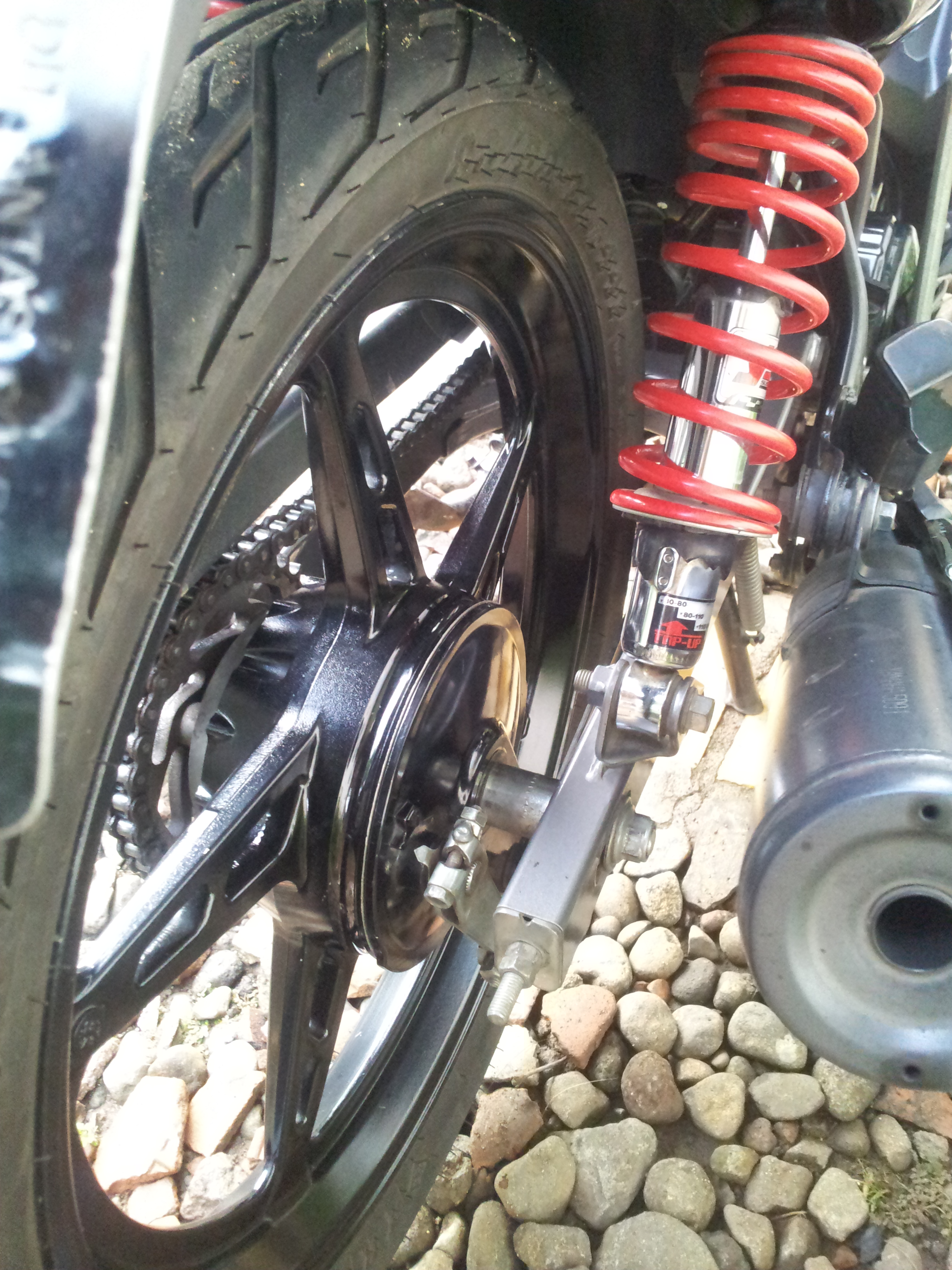 Perbedaan Arm Jupiter Dan Fiz R. Ganti Swing Arm Vega ZR dengan Swing Arm Jupiter Z1