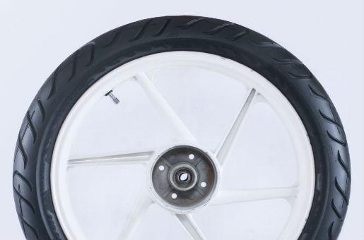 Kenapa Ban Depan Motor Goyang. Penyebab roda motor goyang