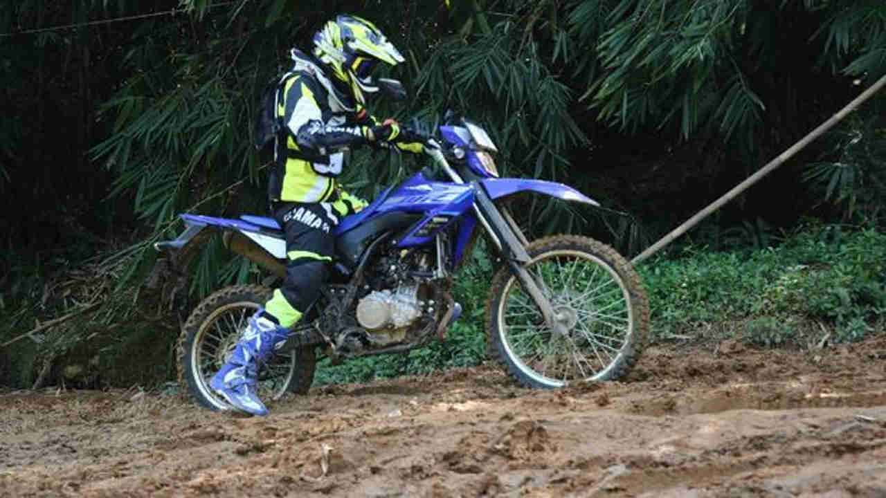 Cara Mengendarai Klx Bagi Pemula. Tips Mengendarai Motor Trail Untuk Pemula