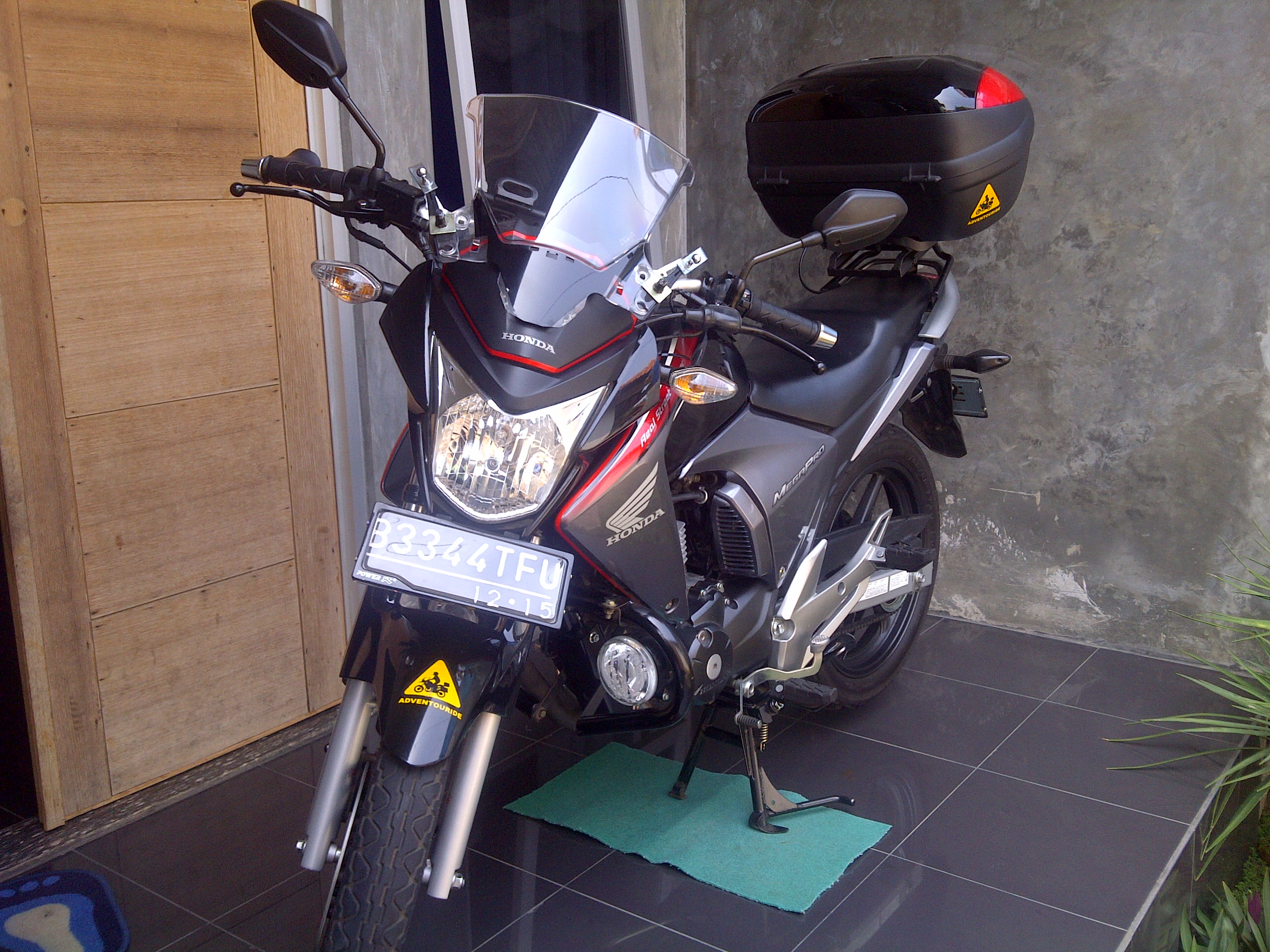 New Megapro Modif Touring Simple. Kumpulan Modifikasi Visor New Megapro Terbaik