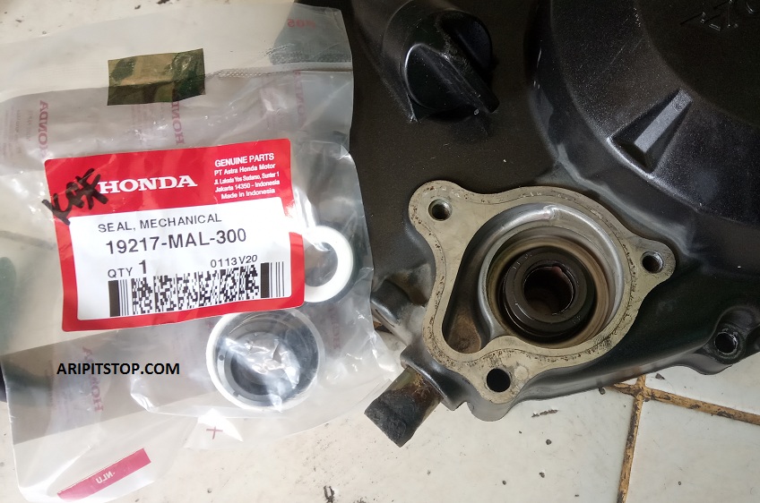 Mechanical Seal Cb150r. Lebih Murah Ganti Sil Waterpump CB150R/CBR150R Pakai Vario