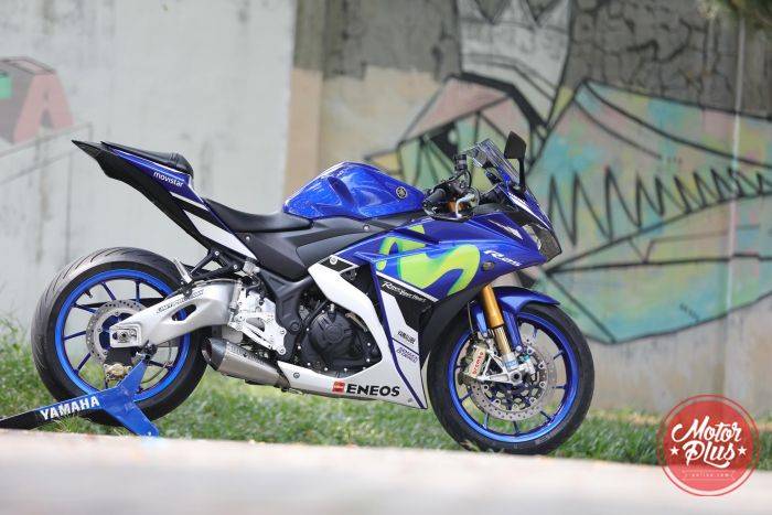 R25 Modif Moge. Modifikasi Yamaha R25 Movistar Pakai Kaki-Kaki Moge, Kekar