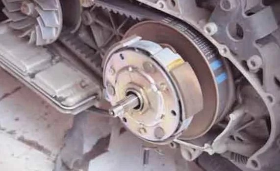 Cara Kerja Motor Matic. Sistem Kerja CVT Di Motor Matik