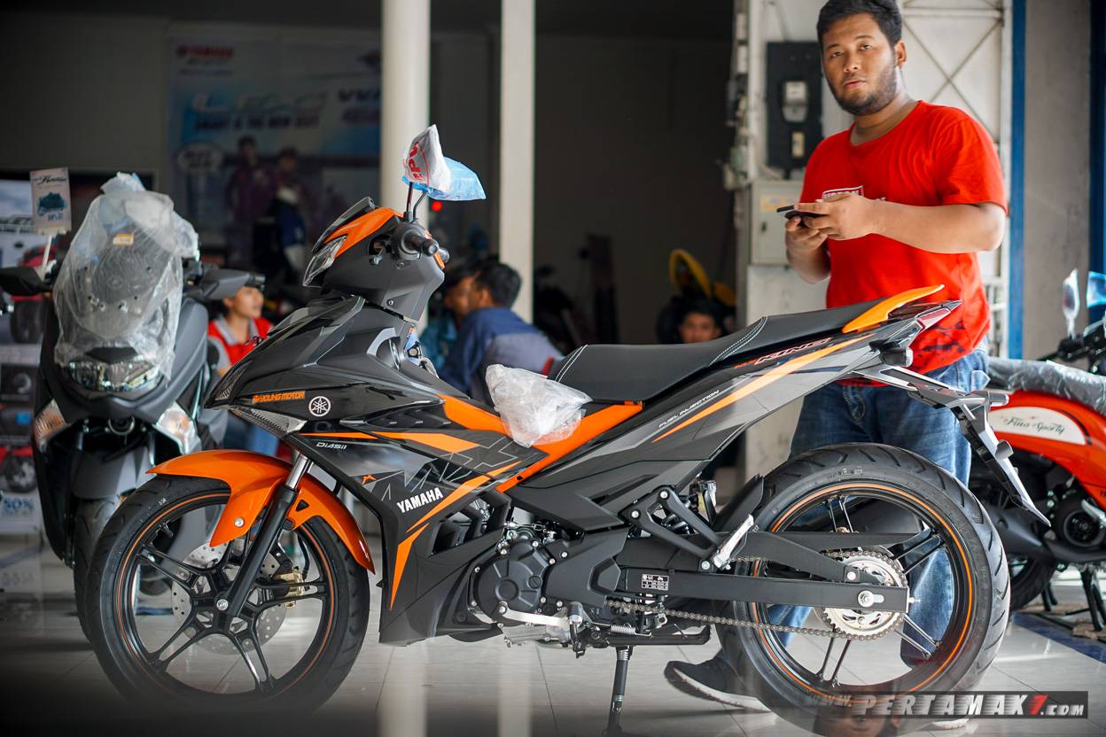 Kekurangan Mx King. Bertemu Yamaha MX KING Facelift 2019, Mesin Lama .. Fitur Baru