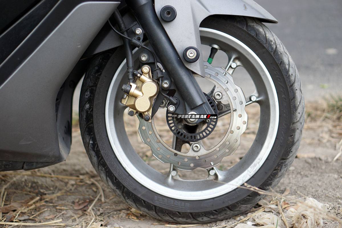 Kaliper R15 V2. Review Kaliper R15 di Yamaha NMAX, Rem Pakem Tapi