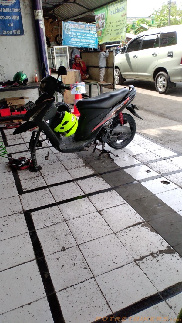 Suzuki Spin Modif Ban Besar. Jangan ganti Ban Baru Suzuki Spin 125 di Planet Ban, daripada