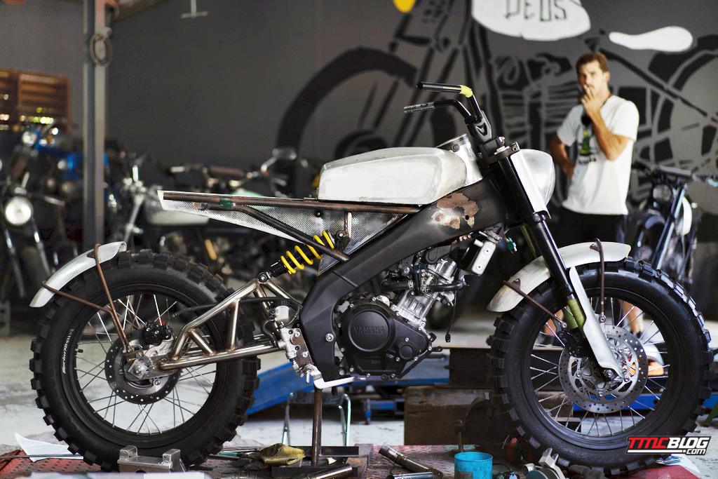 Vixion Modif Xsr 155. Deus Ex Machina sedang garap Yamaha XSR155 berkonsep