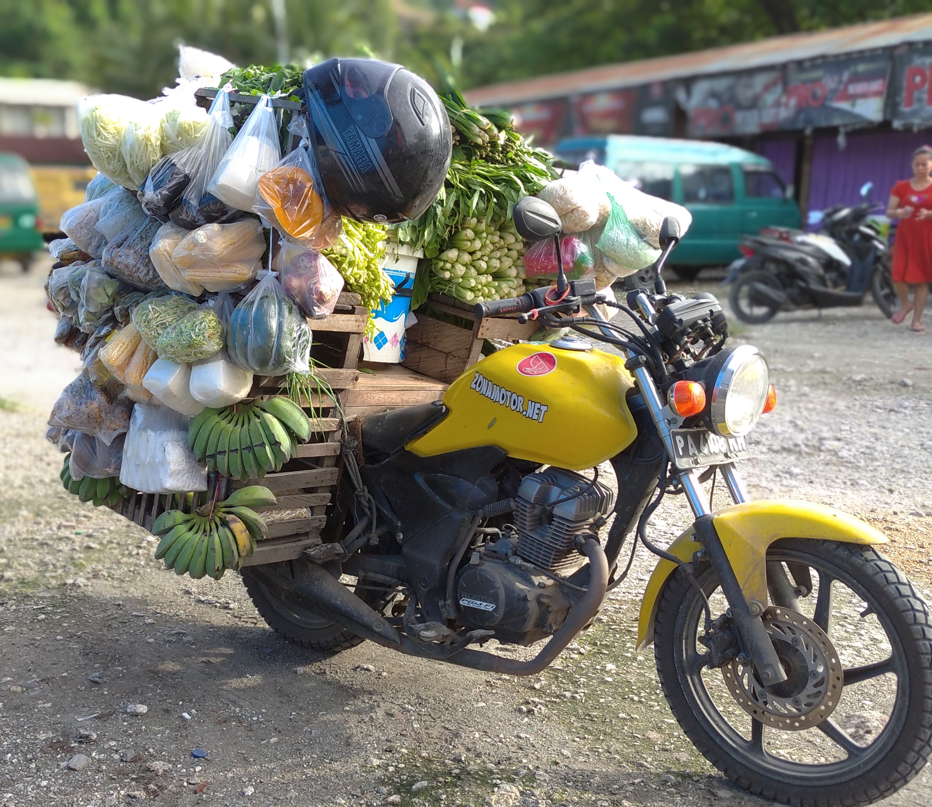 Honda Verza Modif Lampu Bulat. Honda Verza “2014, Kuda Beban Yang Dipaksa Tampil Tua. – Zona