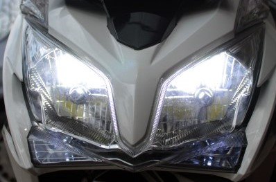 Cara Membuka Lampu Depan Vario 150. DIY : Ganti Bohlam Lampu Depan Vario 125. Gampang Kok