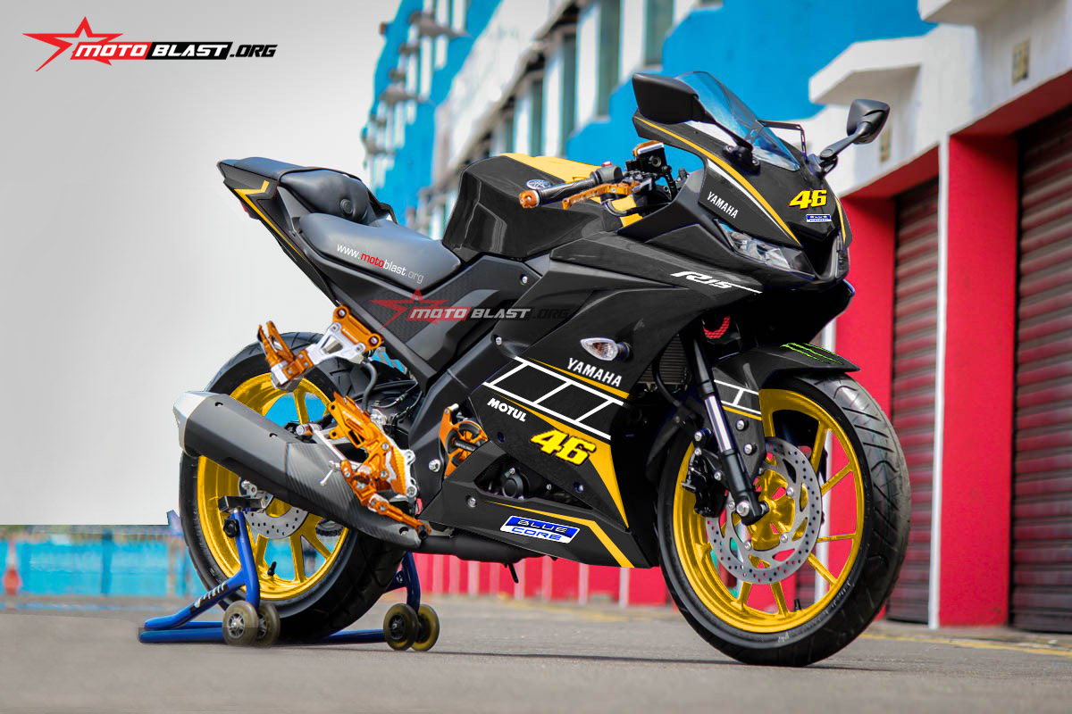 Cara Melepas Spakbor Belakang R15. Modifikasi Yamaha R15 full asesoris dan copot spakbor belakang
