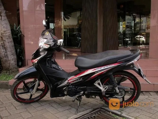 Velg Bintang Honda Revo Bandung. Honda Revo 2012 Velg Racing Tangan Pertama