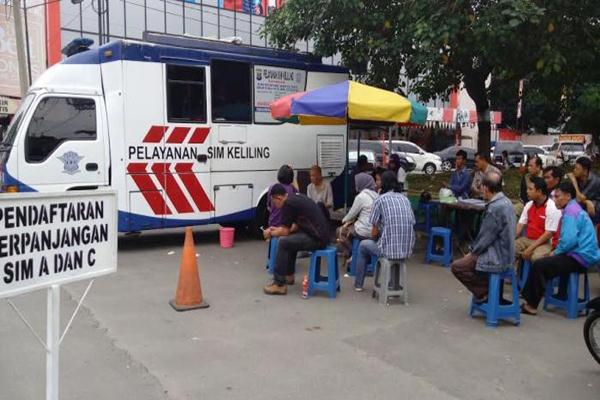 Lupa Perpanjang Sim. Jangan Lupa Perpanjang SIM Guys! Ini 5 Lokasi SIM Keliling di DKI