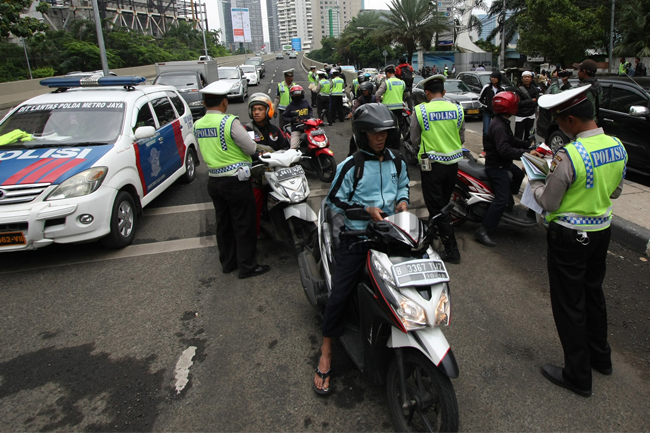 Kendaraan Di Protek. 3 Hal yang Menyebabkan Pemblokiran STNK Kendaraan Bermotor