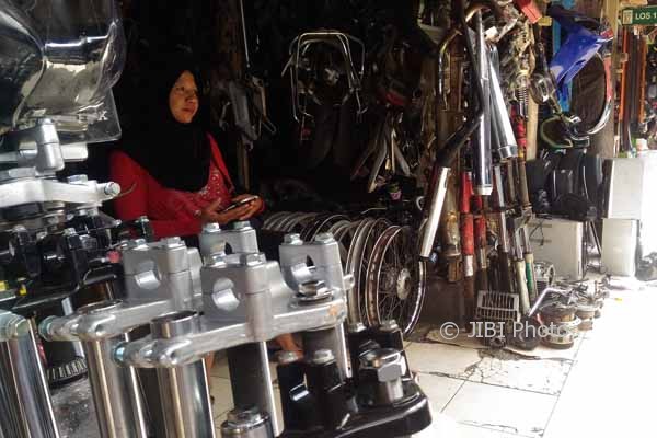 Jual Beli Onderdil Motor Bekas Jogja. Berburu Onderdil Motor Tua di Pasar Klithikan Jogja
