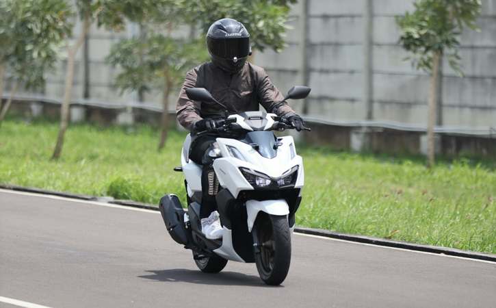 Cara Agar Mesin Motor Tidak Cepat Panas. Agar Mesin Motor Tidak Cepat Panas Saat Berkendara Jauh