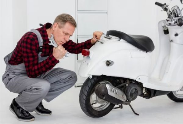 Bunyi Cit Cit Pada Mesin Motor. Motor Matic Bunyi Berdecit, Ini Kemungkinan Penyebabnya
