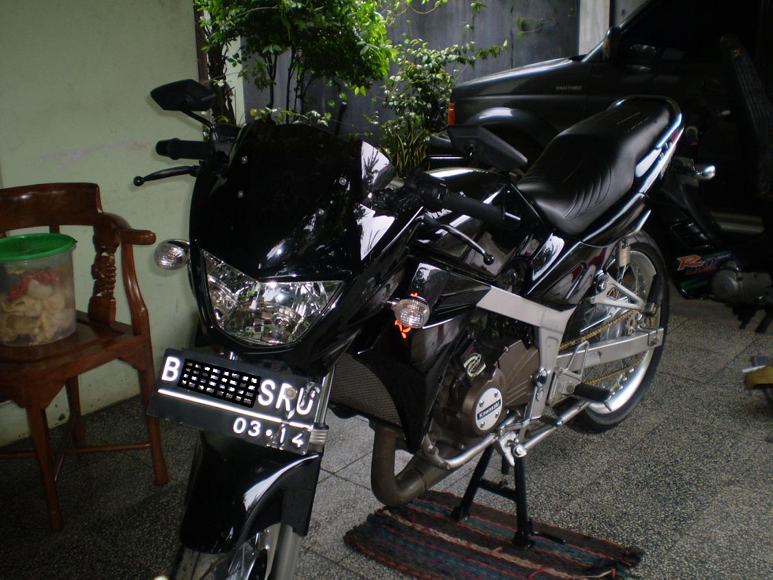 Apakah Ninja R 2009 Sudah Super Kips. DIJUAL KAWASAKi NINJA R HITAM Maret 2009 – SUDAH TERJUAL