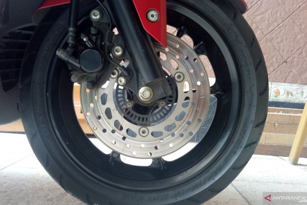 Floating Disk Brake. Kenali perbedaan tiga tipe rem cakram
