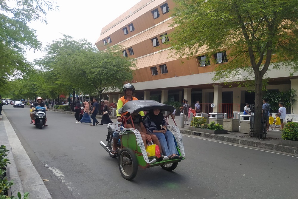 Harga Becak Motor. Becak Motor di Malioboro Jogja Banyak Diincar Penumpang