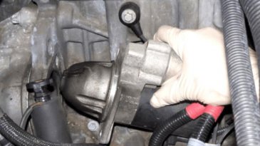 Dinamo Starter Berputar Tapi Mesin Tidak Hidup. Dinamo Starter Berputar Tapi Mesin Mobil Tidak Hidup, Coba Cara Ini!