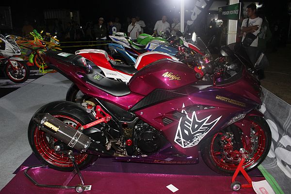 New Ninja 250 Modif. New Kawasaki Ninja 250 Modifikasi Pertama di Dunia : Okezone