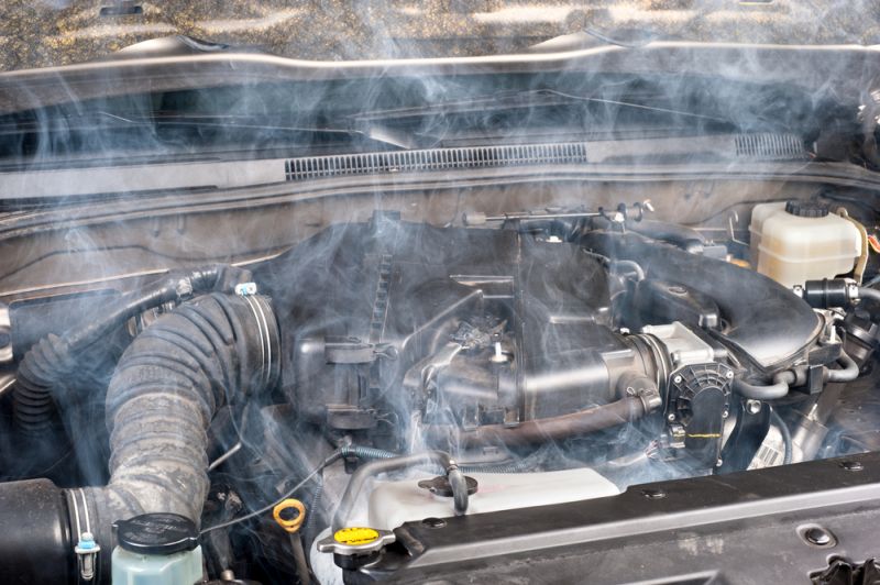 Cara Mengatasi Radiator Cepat Panas. Mesin Mobil Cepat Panas? Kenali 4 Penyebab dan Cara