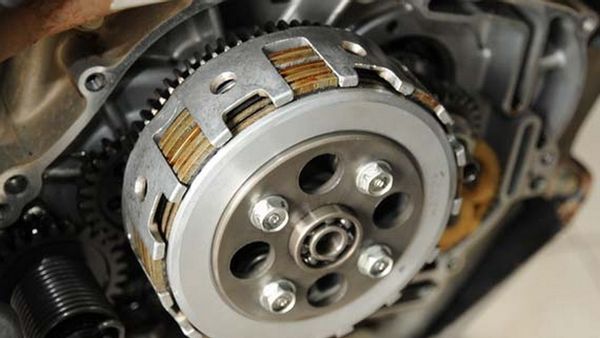 Mesin Motor Bunyi Tek Tek. Mesin Motor Bunyi Kletek Kletek? Jangan Anggap Remeh, Yuk