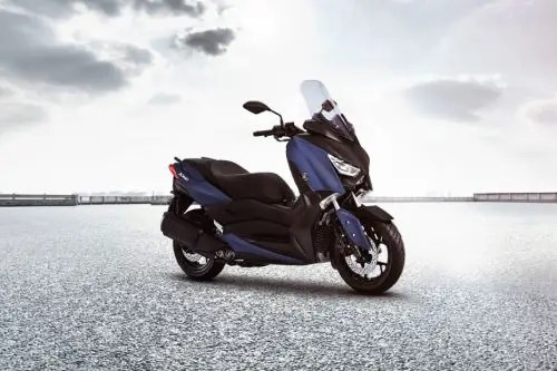 Berapa Harga Yamaha Nmax 250. Harga OTR Yamaha XMax 2021 250 Spesifikasi & Review Bulan