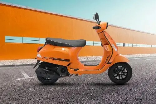 Vespa Tipe S. Vespa S 2023 Harga OTR, Promo Maret, Spesifikasi & Review