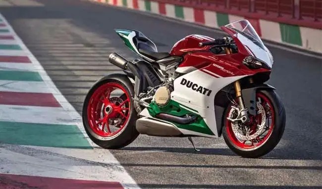 Ducati 848 Berapa Silinder. Ducati 1299 Panigale R Final Edition, Akhir Era Dua Silinder