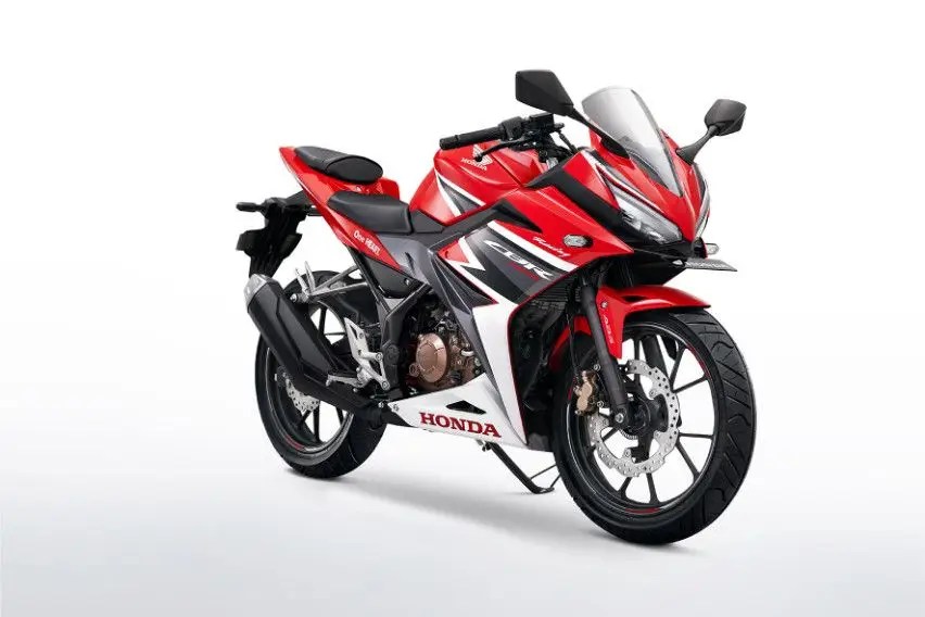 Harga Cbr 150 Keluaran Pertama. Sejarah Empat Generasi Honda CBR150R