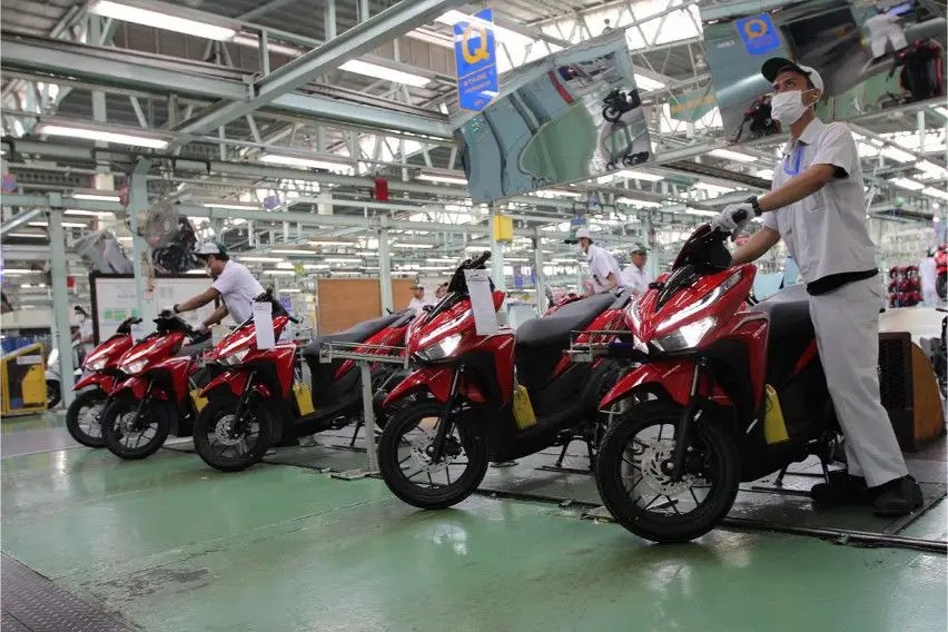 Kelebihan Vario 125 Vs 150. Buat Harian, Pilih Honda Vario 125 atau 150?
