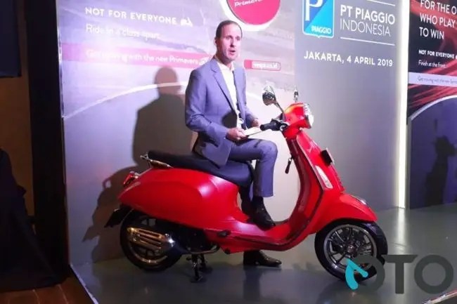 Perbedaan Primavera Dan Primavera S. Melihat Lebih Detail Perubahan Vespa Primavera dan Primavera S