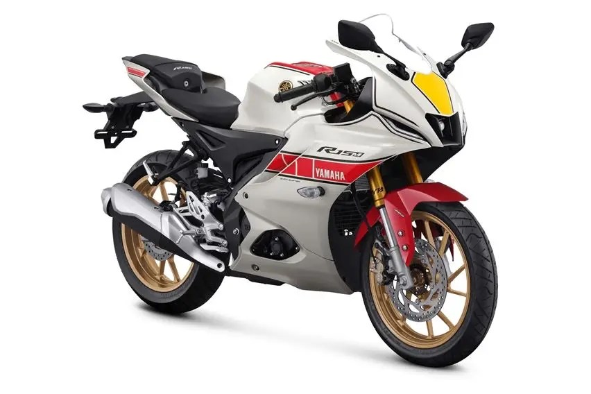 R15 V4 Harga. Skema Kredit Yamaha R15 V4 Connected dan R15M Connected