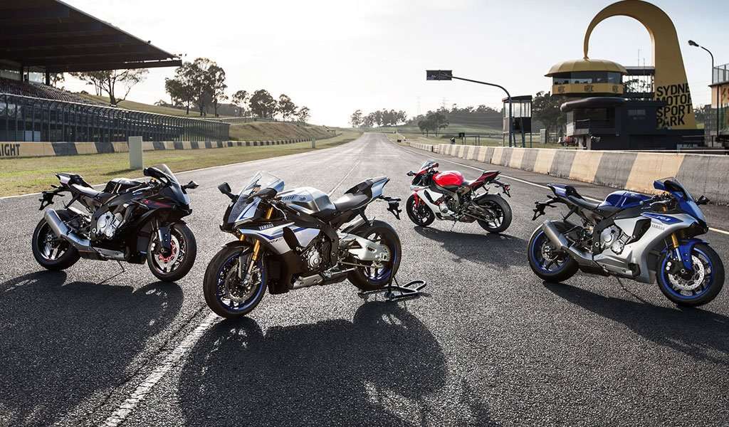 Perbedaan Yamaha R1 Dan R1m. Ini Perbedaan YZF-R1 dengan YZF-R1S