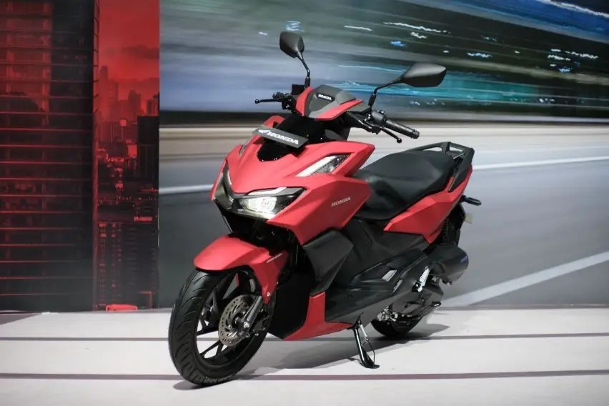 Vario Techno 110 Vs Vario 125. Sejarah Perkembangan Honda Vario, dari 110 cc hingga 160 cc