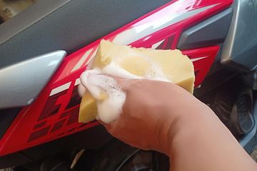 Kit Motor Shampo Untuk Cat Doff. Tips Buat Lady Bikers, Ini Caranya Memilih Sampo Motor, Harus